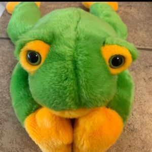 1997 - The Beanie Buddies Collection TY Large Yellow & Green Smoochy The Frog